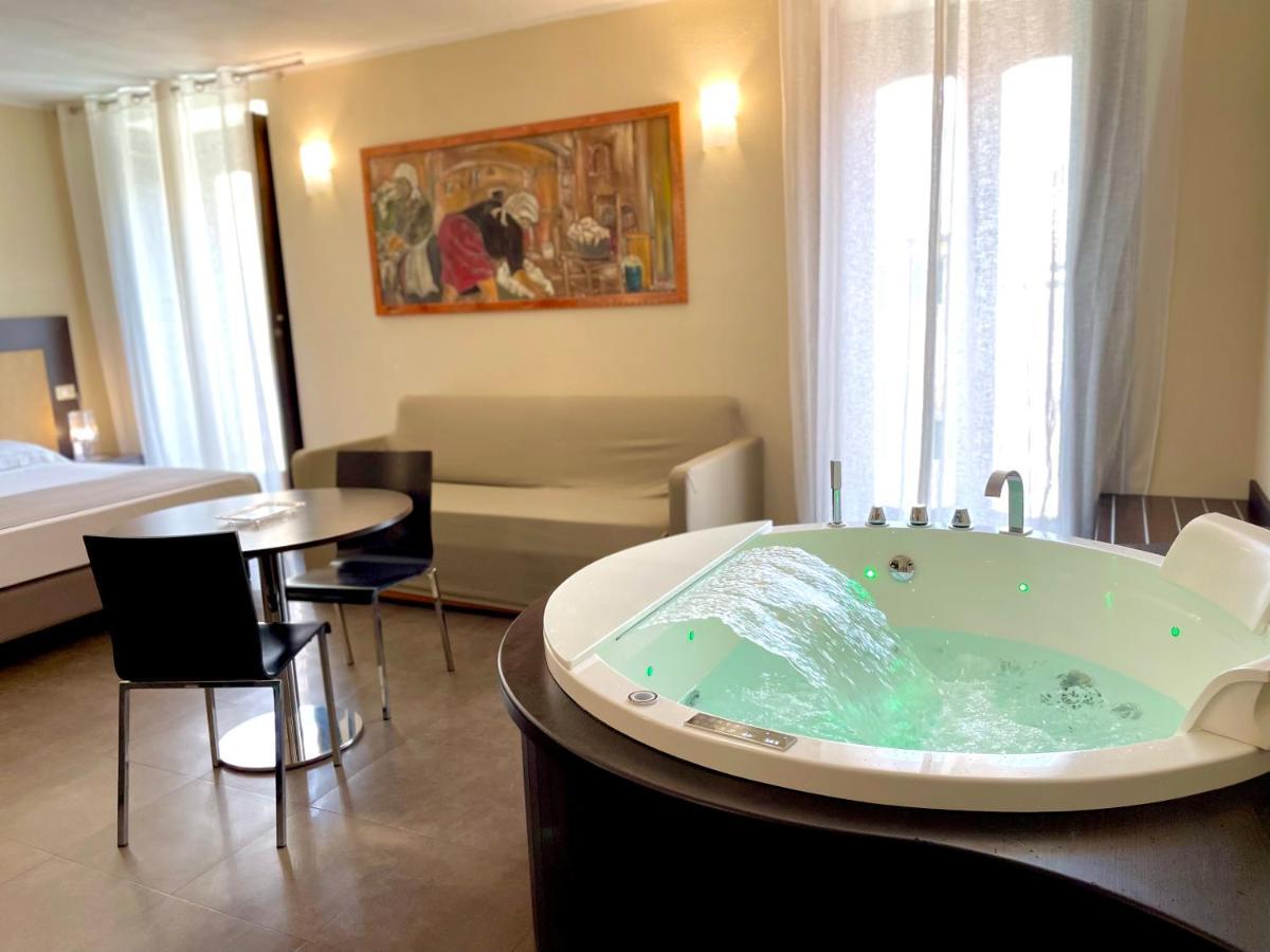 트로페아 Residenza Il Barone B&B 외부 사진