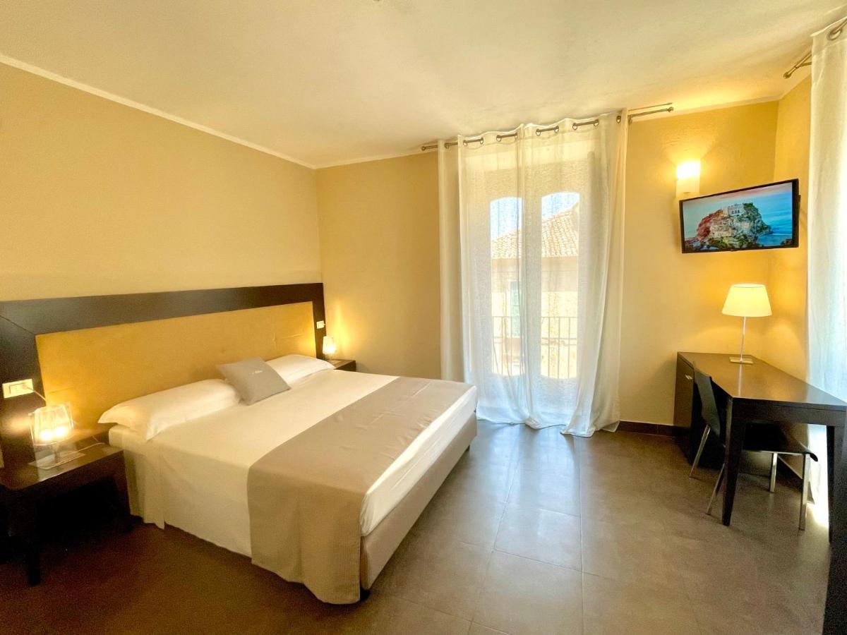 트로페아 Residenza Il Barone B&B 외부 사진